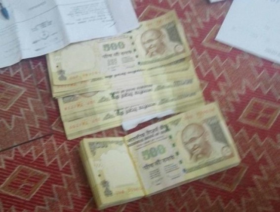 Police Seized 92,000 fake currency notes from two youths